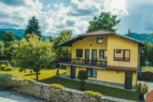 Kashta za gosti Detelini Troian 9 mesta